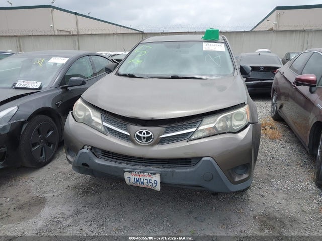 Toyota RAV4 LE 2015 2T3ZFREV4FW156870 Image 12