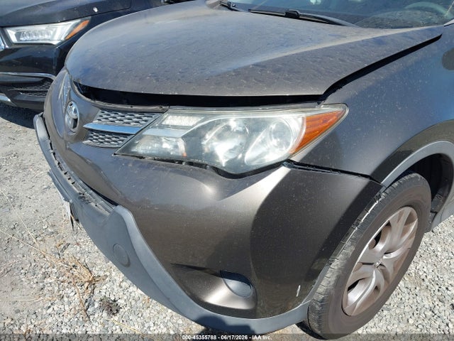 Toyota RAV4 LE 2015 2T3ZFREV4FW156870 Image 17