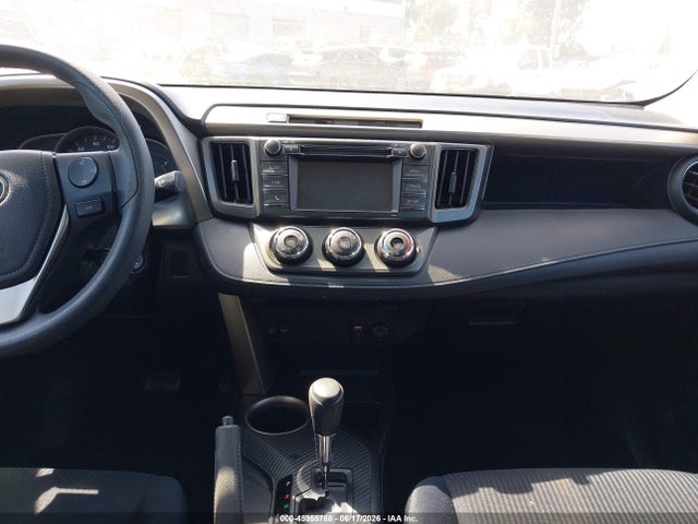 Toyota RAV4 LE 2015 2T3ZFREV4FW156870 Image 18