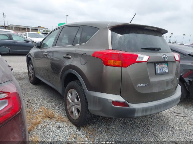 Toyota RAV4 LE 2015 2T3ZFREV4FW156870 Image 3