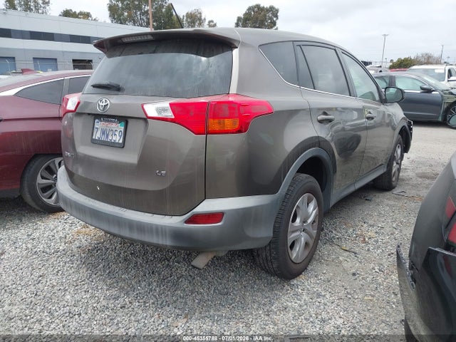 Toyota RAV4 LE 2015 2T3ZFREV4FW156870 Image 4