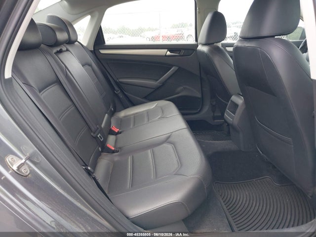Aukcja sprzedaży 2015 Volkswagen Passat 1.8t Wolfsburg Edition, vin: 1VWAT7A38FC026363, numer aukcji: 45355805