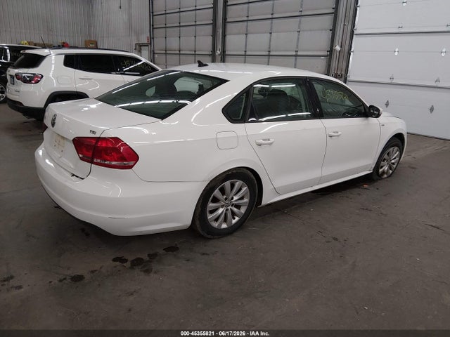 2014 Volkswagen Passat 1.8t Wolfsburg Edition მანქანა იყიდება აუქციონზე, vin: 1VWAT7A3XEC086885, აუქციონის ნომერი: 45355821