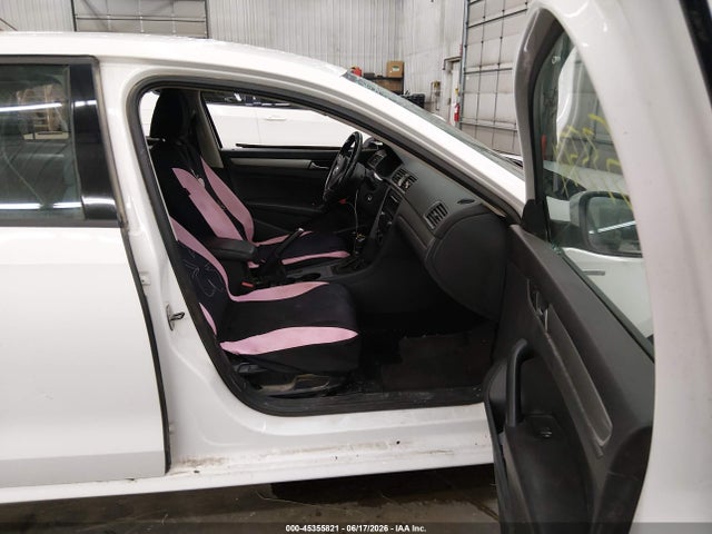 2014 Volkswagen Passat 1.8t Wolfsburg Edition მანქანა იყიდება აუქციონზე, vin: 1VWAT7A3XEC086885, აუქციონის ნომერი: 45355821