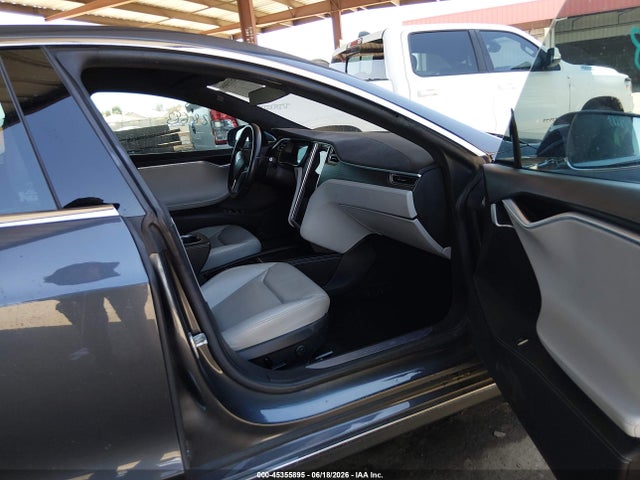 Tesla MODEL S 2016 5YJSA1E2XGF128683 Image 5