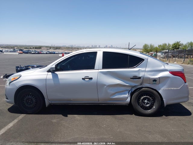 Aukcja sprzedaży 2017 Nissan Versa 1.6 S, vin: 3N1CN7AP3HL818570, numer aukcji: 45355926