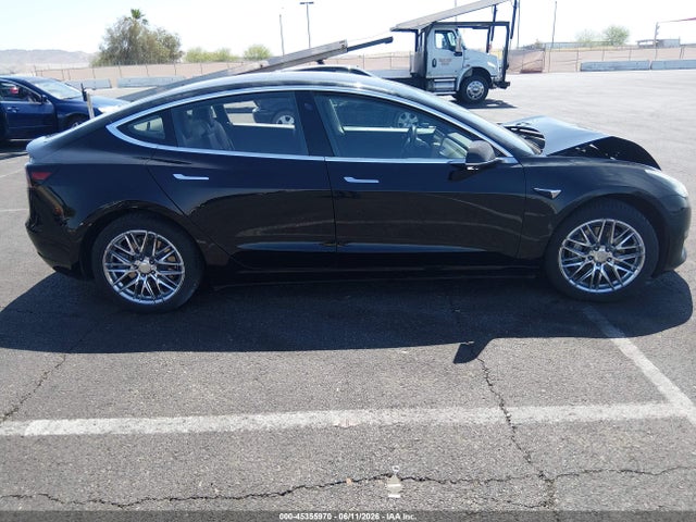 Tesla Model 3 Long Range/mid Range 2018 5YJ3E1EA3JF008473 Image 12
