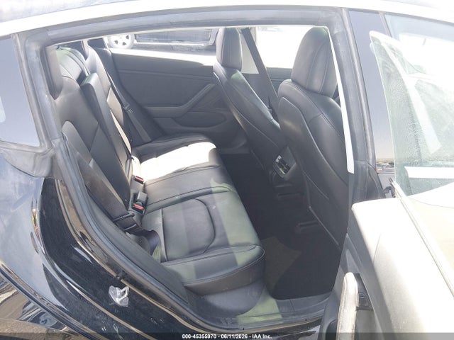 Tesla Model 3 Long Range/mid Range 2018 5YJ3E1EA3JF008473 Image 8