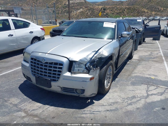 45355975 :رقم المزاد ، 2C3CA4CD4AH185364 vin ، 2010 Chrysler 300 Touring مزاد بيع