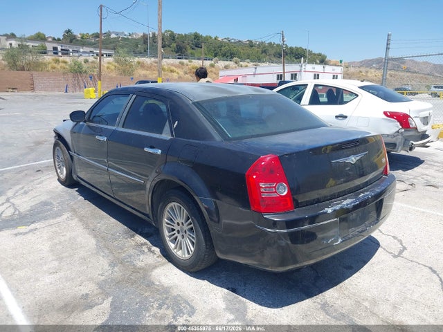 45355975 :رقم المزاد ، 2C3CA4CD4AH185364 vin ، 2010 Chrysler 300 Touring مزاد بيع