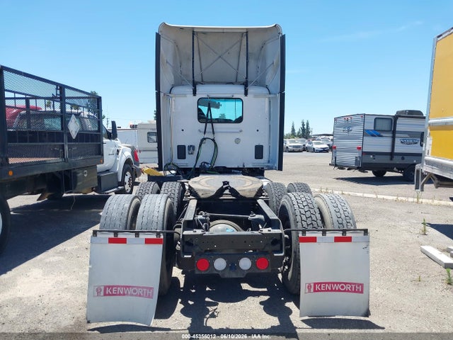 Kenworth T680 2019 1XKYD49X2KJ219560 Image 15