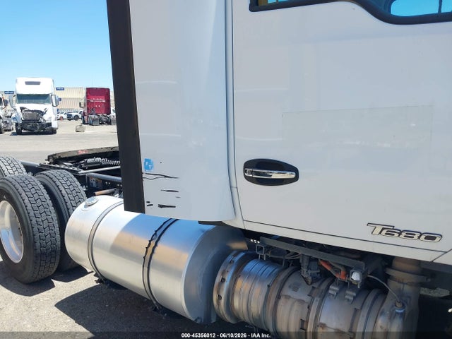 Kenworth T680 2019 1XKYD49X2KJ219560 Image 11