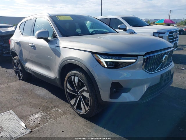 Volvo Xc40 B5 Ultimate Bright Theme 2024 YV4L12UF4R2359600 main image