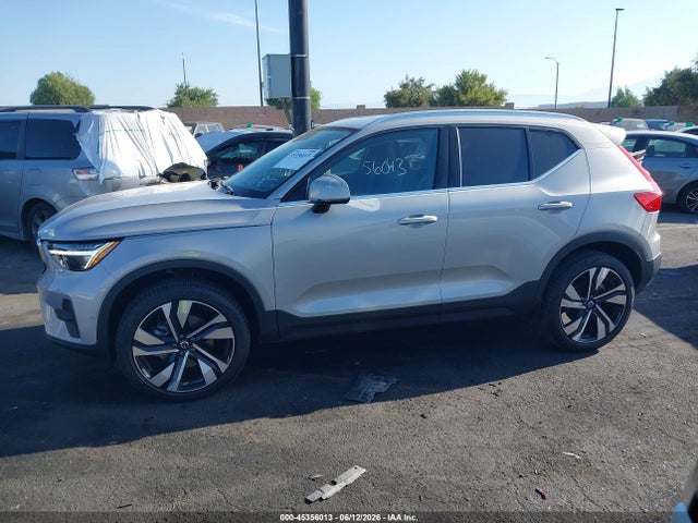 Volvo Xc40 B5 Ultimate Bright Theme 2024 YV4L12UF4R2359600 Image 15
