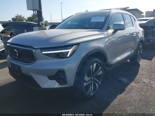 Volvo Xc40 B5 Ultimate Bright Theme 2024 YV4L12UF4R2359600 Image 2