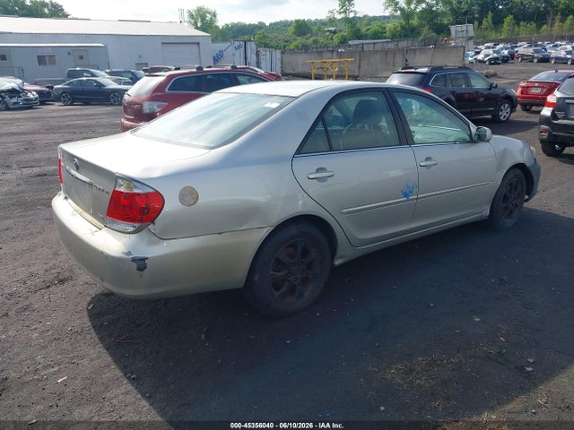 2005 Toyota Camry Xle V6 მანქანა იყიდება აუქციონზე, vin: 4T1BF30K65U084184, აუქციონის ნომერი: 45356040