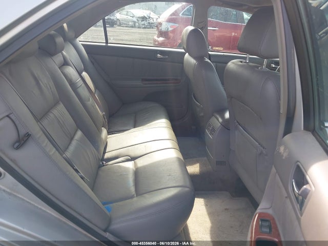 2005 Toyota Camry Xle V6 მანქანა იყიდება აუქციონზე, vin: 4T1BF30K65U084184, აუქციონის ნომერი: 45356040