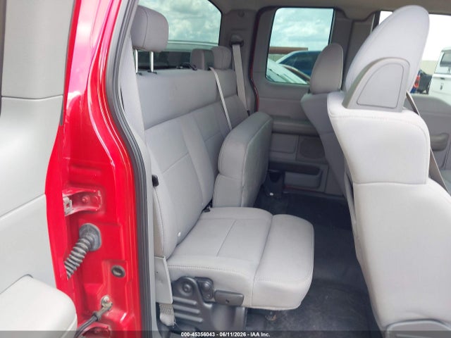 2005 Ford F-150 Stx/xl/xlt მანქანა იყიდება აუქციონზე, vin: 1FTRX12W45NA33586, აუქციონის ნომერი: 45356043