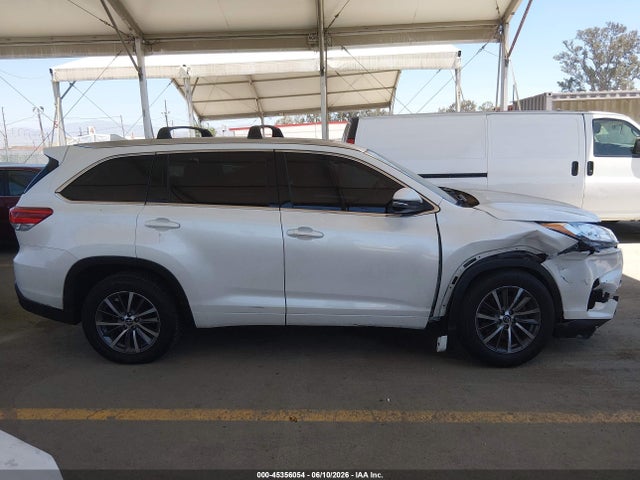 Toyota Highlander Xle 2017 5TDKZRFH8HS511237 Image 15