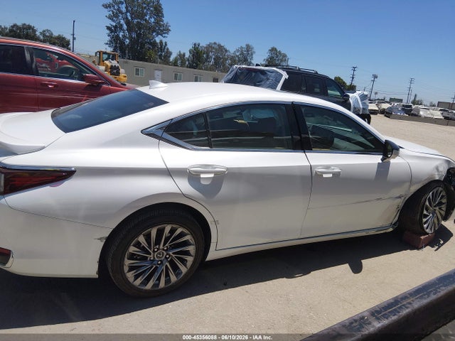 Lexus Es 300h Luxury 2025 58AEA1C1XSU062633 Image 13