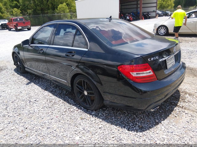2012 Mercedes-benz C 250 Sport მანქანა იყიდება აუქციონზე, vin: WDDGF4HB5CR196470, აუქციონის ნომერი: 45356095