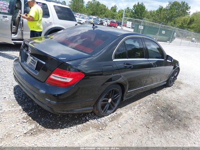 2012 Mercedes-benz C 250 Sport მანქანა იყიდება აუქციონზე, vin: WDDGF4HB5CR196470, აუქციონის ნომერი: 45356095
