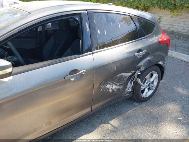 1FADP3K24EL453353 Ford FOCUS SE