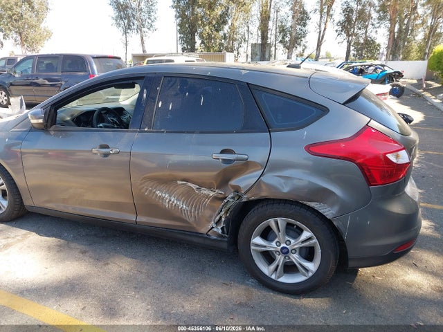 1FADP3K24EL453353 Ford FOCUS SE