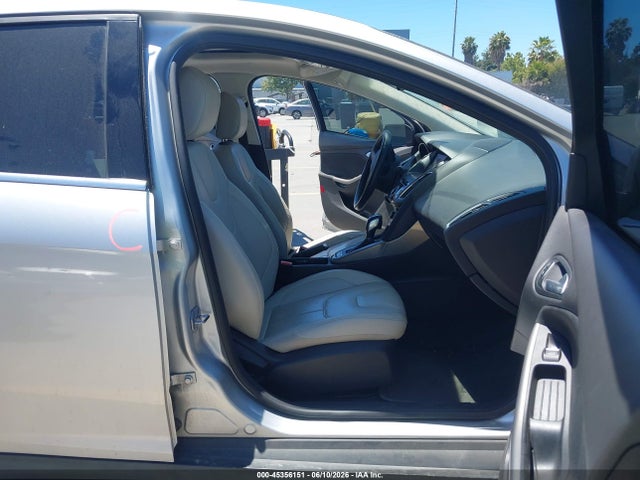 Aukcja sprzedaży 2018 Ford Focus Titanium, vin: 1FADP3J27JL279404, numer aukcji: 45356151