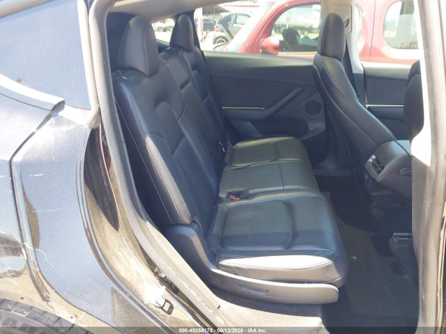 Продажа на аукционе авто 2022 Tesla Model Y Long Range Dual Motor All-wheel Drive, vin: 7SAYGAEE2NF486704, номер лота: 45356178