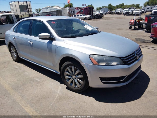 Auction sale of the 2015 Volkswagen Passat 1.8t Wolfsburg Edition, vin: 1VWAT7A31FC054182, lot number: 45356180