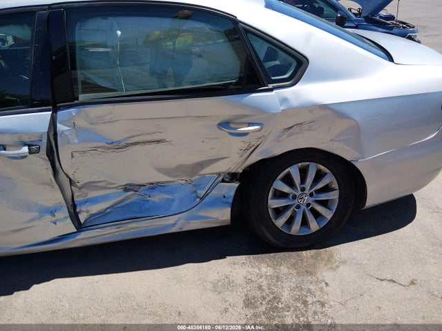 45356180 :رقم المزاد ، 1VWAT7A31FC054182 vin ، 2015 Volkswagen Passat 1.8t Wolfsburg Edition مزاد بيع