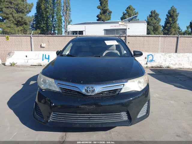 4T4BF1FK2ER351032 Toyota CAMRY LE