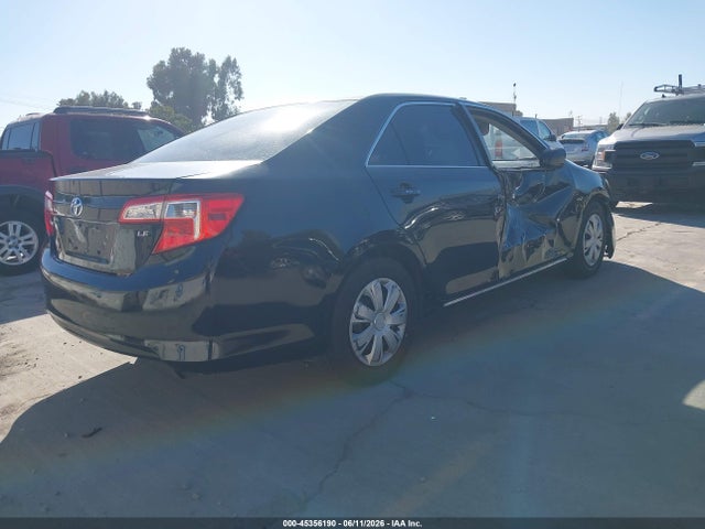 4T4BF1FK2ER351032 Toyota CAMRY LE
