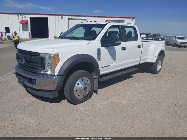 1FT8W4DT3HEE21125 Ford F-450 Xl