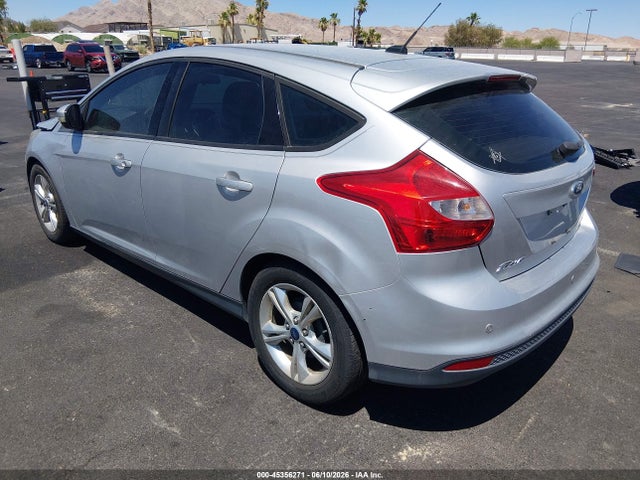 Ford FOCUS SE 2014 1FADP3K23EL156736 Image 3