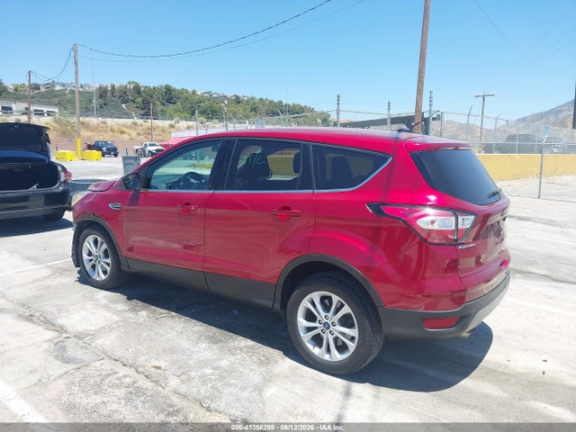 Ford ESCAPE SE 2017 1FMCU0GD2HUC50981 Image 3