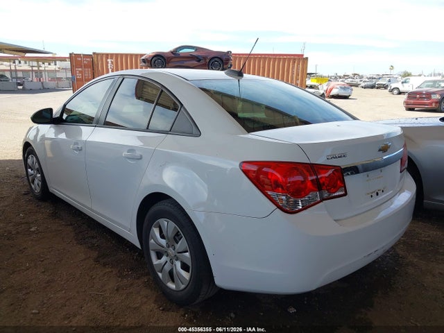1G1PA5SH3F7188517 Chevrolet Cruze Ls Auto