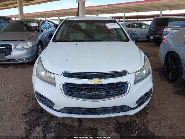 1G1PA5SH3F7188517 Chevrolet Cruze Ls Auto