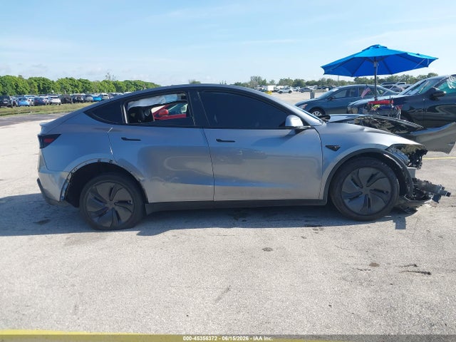 Продажа на аукционе авто 2026 Tesla Model Y Premium Rear-wheel Drive/rear-wheel Drive, vin: 7SAYGDED9TA610082, номер лота: 45356372