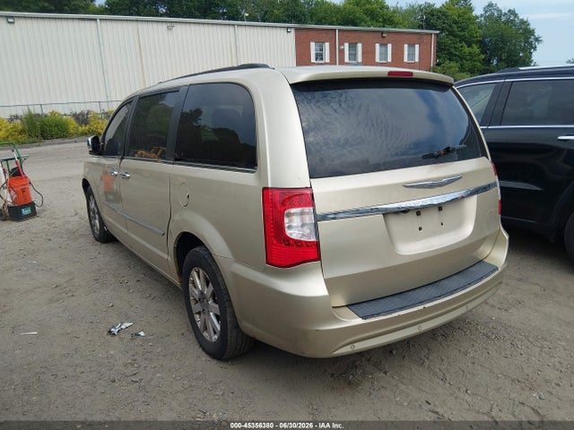 45356380 :رقم المزاد ، 2A4RR8DG2BR635002 vin ، 2011 Chrysler Town & Country Touring-l مزاد بيع