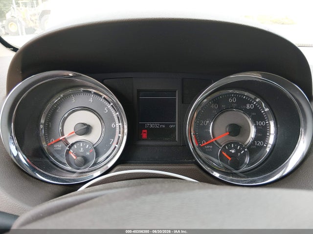 45356380 :رقم المزاد ، 2A4RR8DG2BR635002 vin ، 2011 Chrysler Town & Country Touring-l مزاد بيع