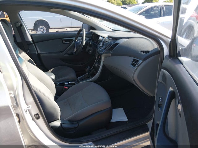 2016 Hyundai Elantra Se მანქანა იყიდება აუქციონზე, vin: 5NPDH4AE7GH696428, აუქციონის ნომერი: 45356381