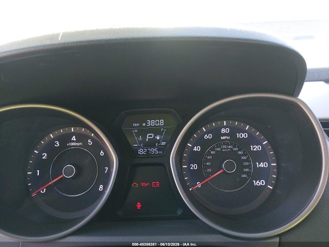2016 Hyundai Elantra Se მანქანა იყიდება აუქციონზე, vin: 5NPDH4AE7GH696428, აუქციონის ნომერი: 45356381