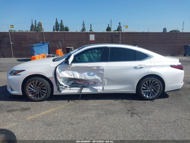 58AFZ1B1XRU163650 Lexus Es 350 Ultra Luxury