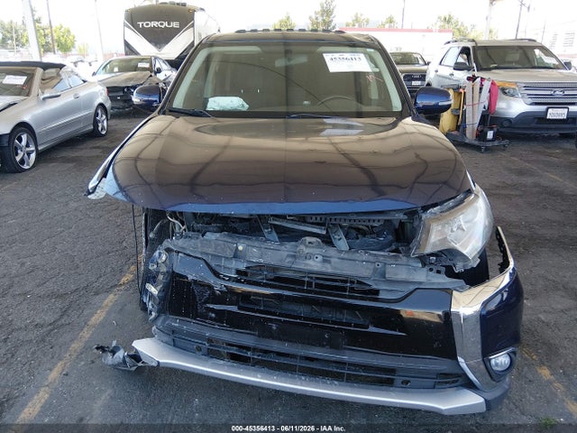 JA4AD3A38HZ040542 Mitsubishi Outlander Se/sel