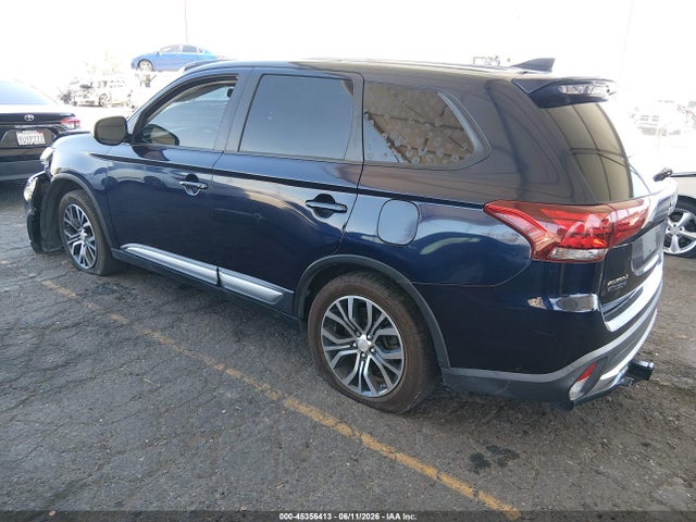 JA4AD3A38HZ040542 Mitsubishi Outlander Se/sel