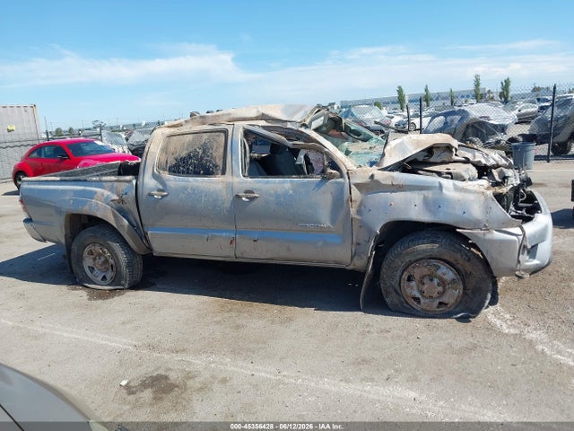 3TMJU4GN6FM185601 Toyota Tacoma Prerunner V6