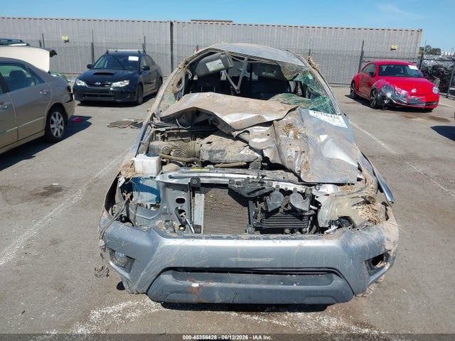 3TMJU4GN6FM185601 Toyota Tacoma Prerunner V6