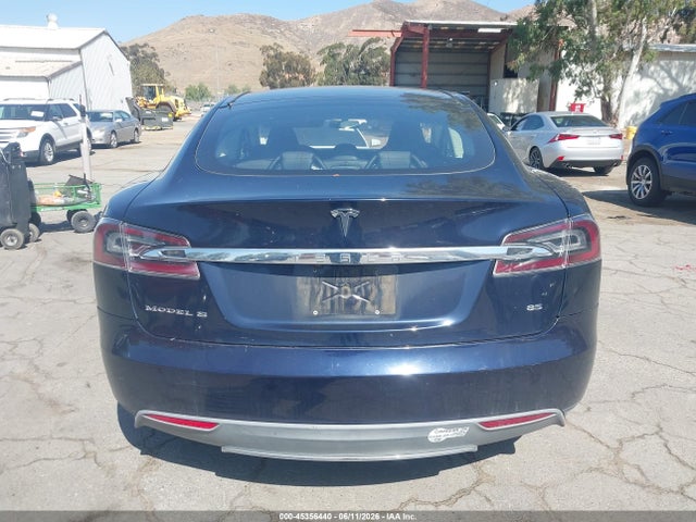 Продажа на аукционе авто 2013 Tesla Model S, vin: 5YJSA1CNXDFP15670, номер лота: 45356440